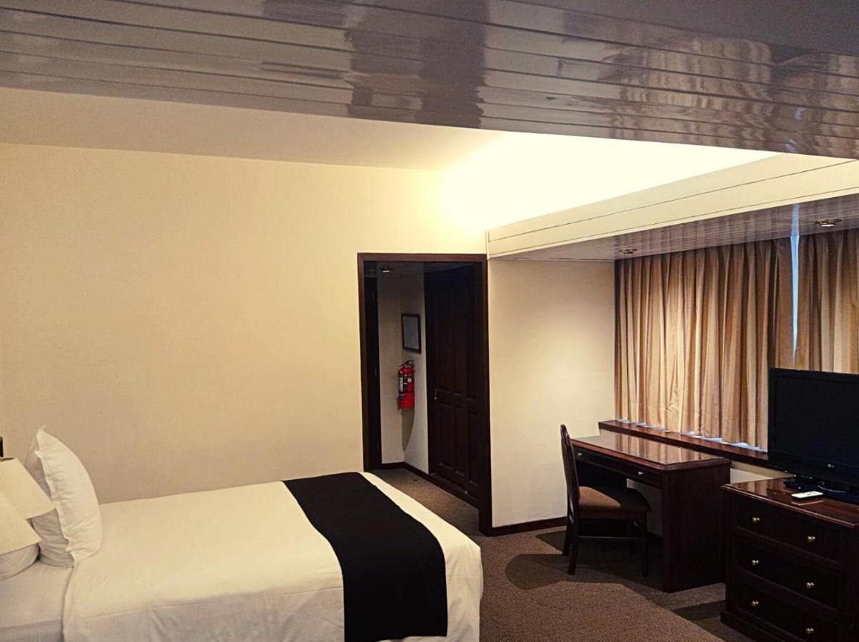 J&A Classic Hotel Ліма Екстер'єр фото A room at the hotel