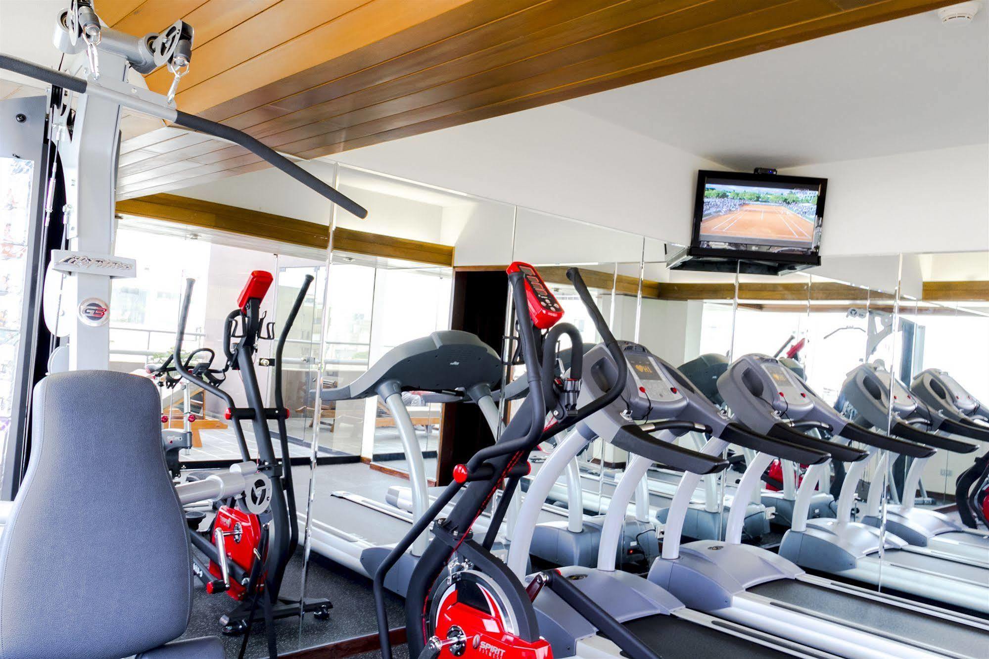 J&A Classic Hotel Ліма Екстер'єр фото The gym at the hotel