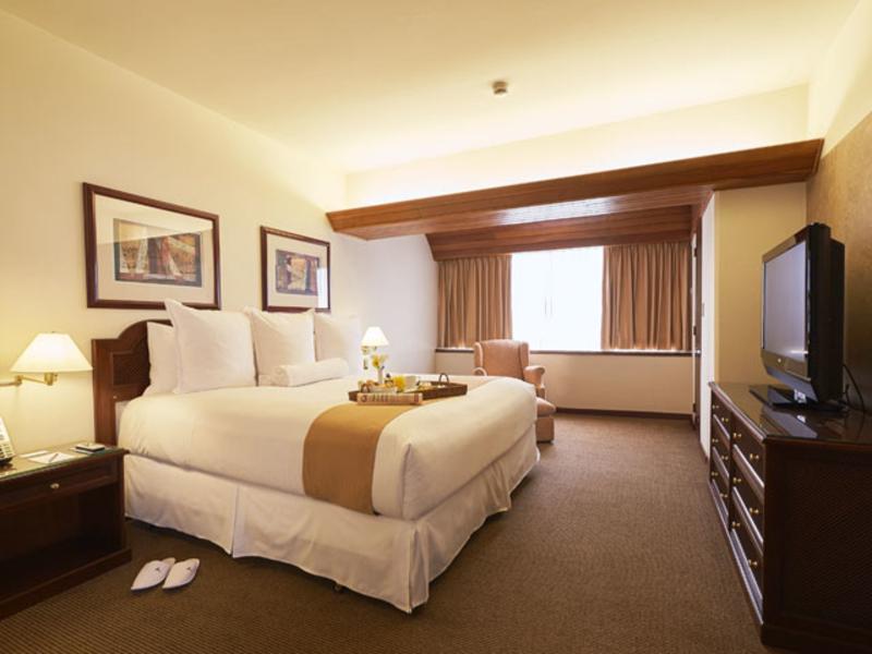J&A Classic Hotel Ліма Екстер'єр фото A room at the Fairmont Banff Springs Hotel